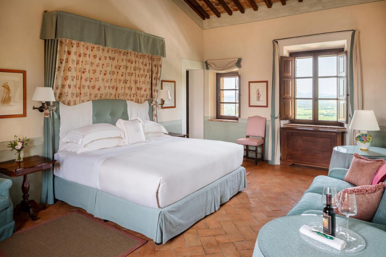 Castello Banfi - Il Borgo - Relais Et Chateaux Poggio alle Mura Exteriér fotografie
