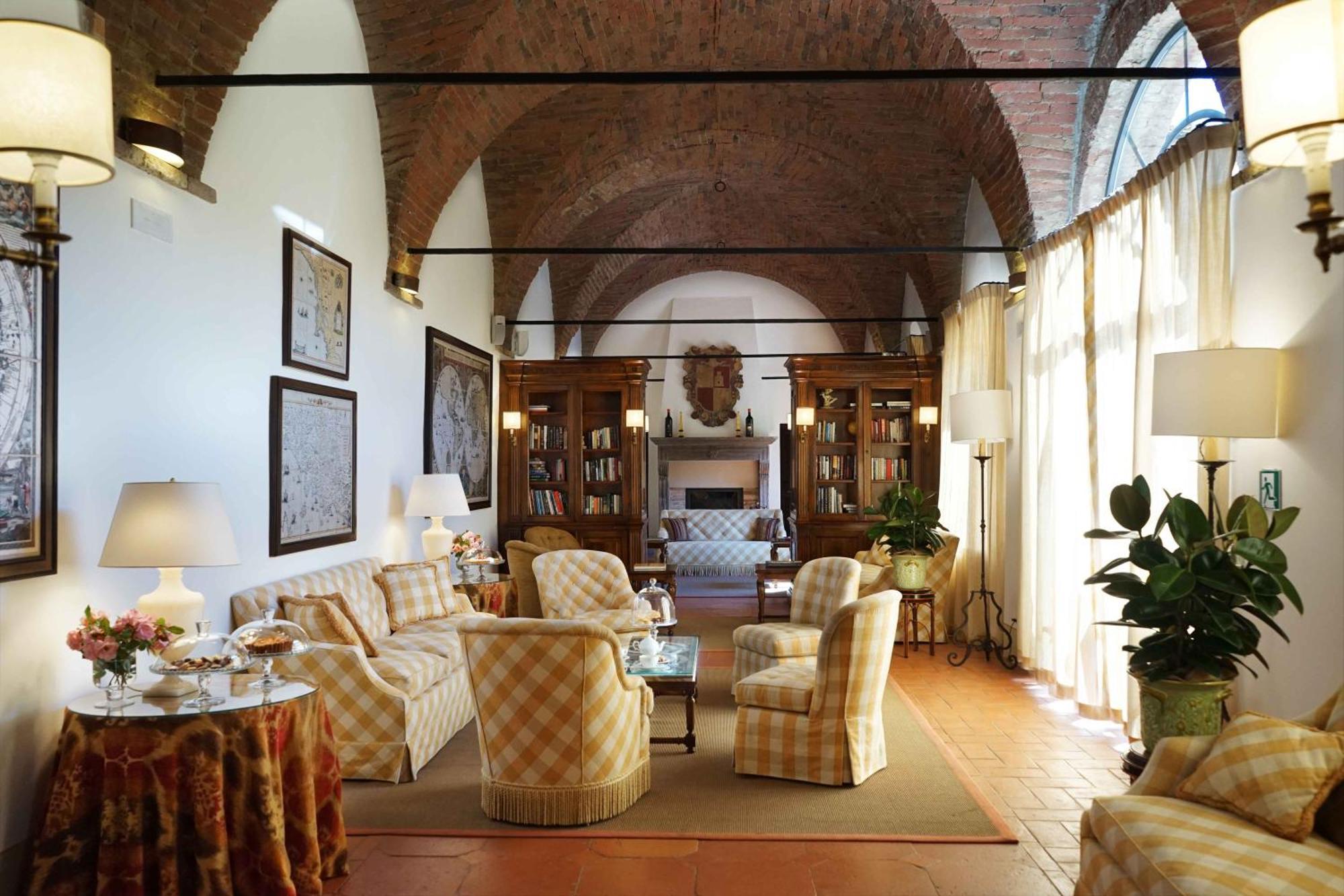 Hotel Castello Banfi - Il Borgo - Relais Et Chateaux Poggio alle Mura Exteriér fotografie