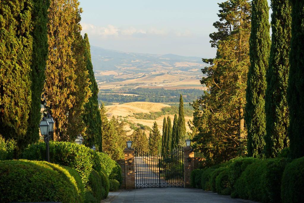 Castello Banfi - Il Borgo - Relais Et Chateaux Poggio alle Mura Exteriér fotografie