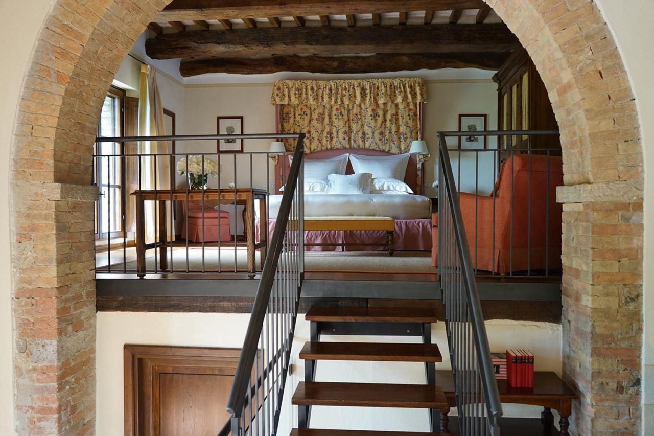 Castello Banfi - Il Borgo - Relais Et Chateaux Poggio alle Mura Exteriér fotografie