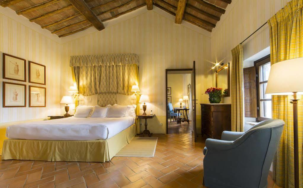 Castello Banfi - Il Borgo - Relais Et Chateaux Poggio alle Mura Exteriér fotografie